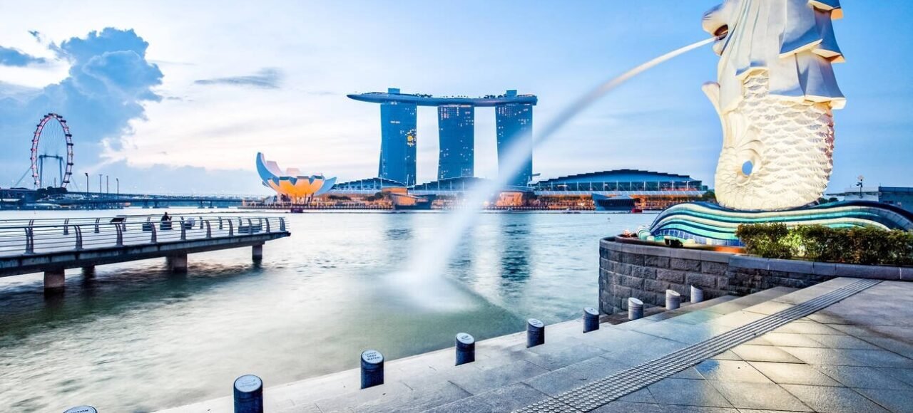 Singapore landmark skyline with sunrise Singapore Tour Package